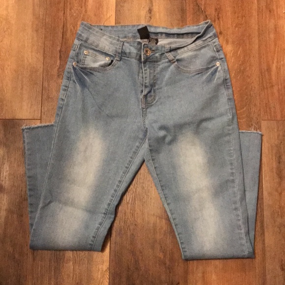 BOB Jeans - Picture 3 of 4